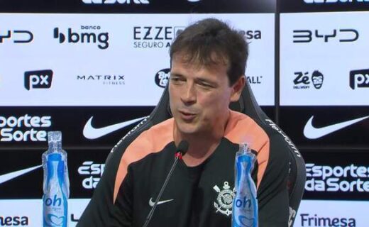 Diniz destaca preparação de 17 anos para comandar o Corinthians