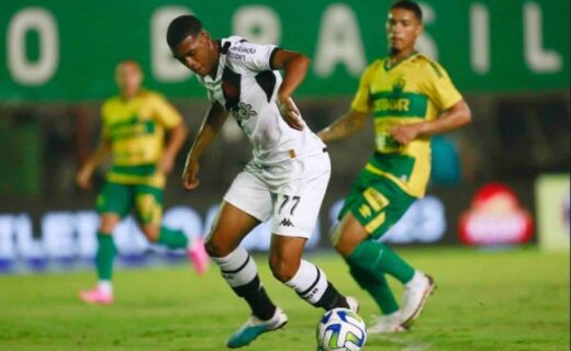 Rayan durante o jogo contra o Cuiabá