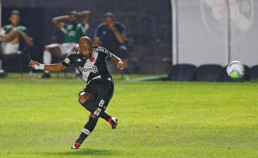 Fellipe Bastos durante o jogo contra o Sport