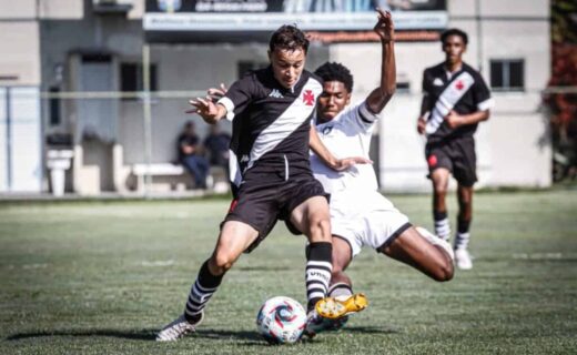 Vasco vence o Botafogo na estreia do Carioca Sub-15
