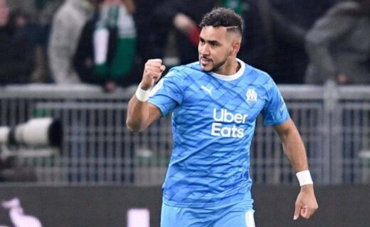 Dimitri Payet celebra gol pelo Olympique de Marselha