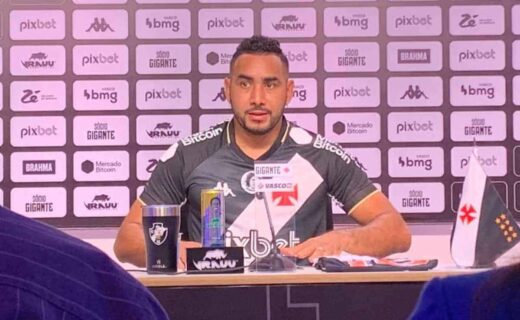 Payet em apresentado pelo Vasco
