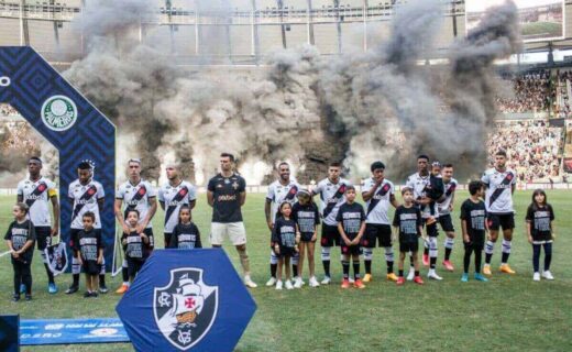 Jogadores do Vasco no Maracanã