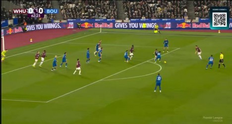 Rayan quase marca um golaço pelo Bournemouth; confira o lance