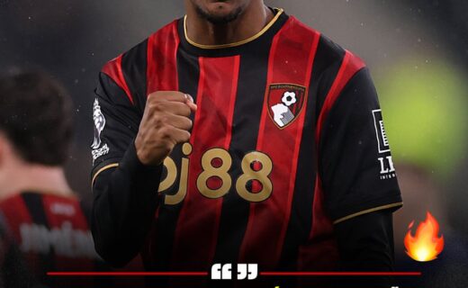 Treinador do Bournemouth destaca pressão de atuar pelo Vasco no Brasil ao falar sobre Rayan