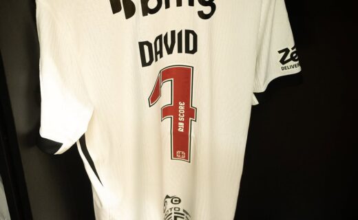 Confira imagens exclusivas do vestiário do Vasco no Mineirão