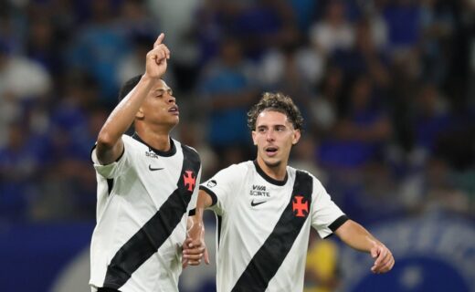 Renato Gaúcho afirma que expulsão de Barros foi justa, mas sem intenção