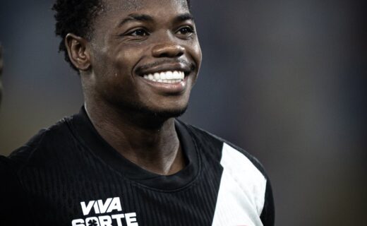 Desempenho de Andrés Gómez no Vasco: confira os números