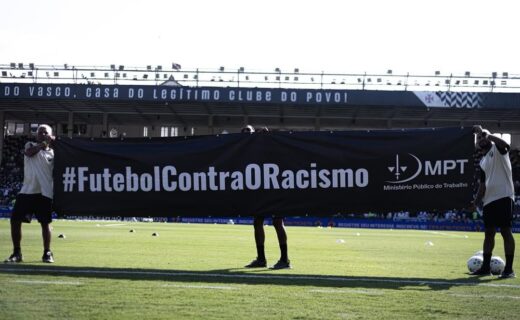 Ministério Público do Trabalho se une a clubes e federações na rodada do Brasileirão; confira faixa em São Januário