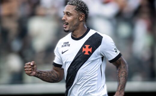 Vasco publica imagem de David com mensagem enigmática