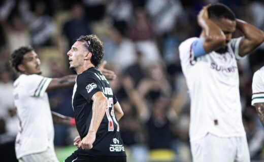 Nuno Moreira busca manter desempenho positivo em clássicos sob comando de Renato Gaúcho