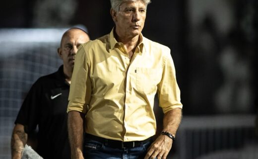 Renato Gaúcho destaca apoio da torcida no clássico Vasco x Botafogo