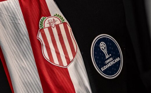 Barracas Central, rival do Vasco na terça, é próximo do presidente da Federação Argentina