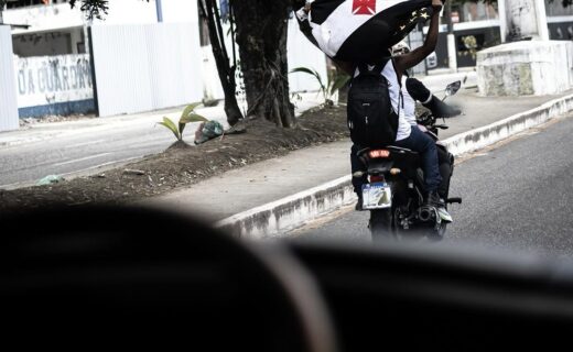 Elenco do Vasco é registrado em fotos durante passagem por Belém do Pará