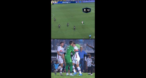 Léo Jardim recebe cartão amarelo por segurar a bola fora da área; assista ao lance