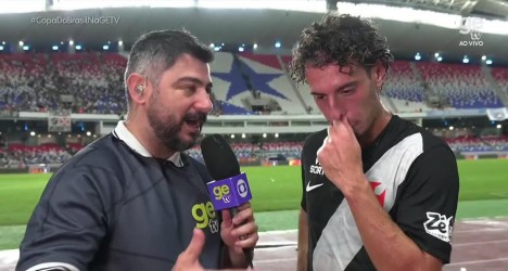 Nuno Moreira comenta sobre seu momento no Vasco e o gol anulado