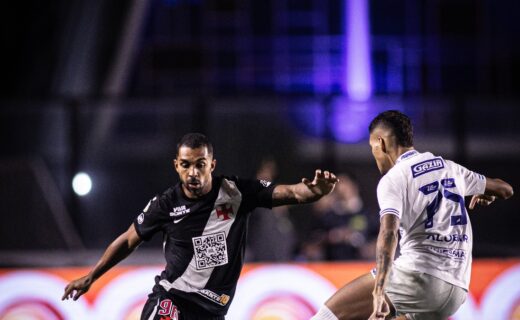 Paulo Henrique é diagnosticado com entorse no tornozelo e desfalca o time contra o Internacional