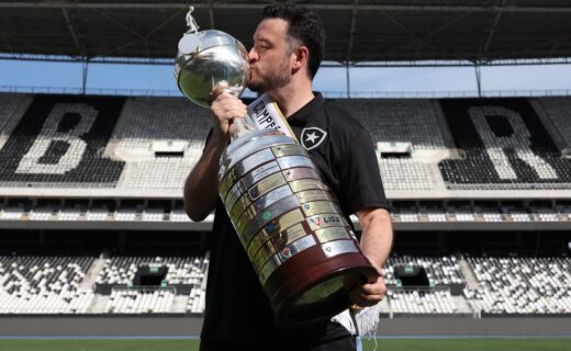 Vasco busca Raphael Rezende, ex-Botafogo, para assumir a gestão do futebol