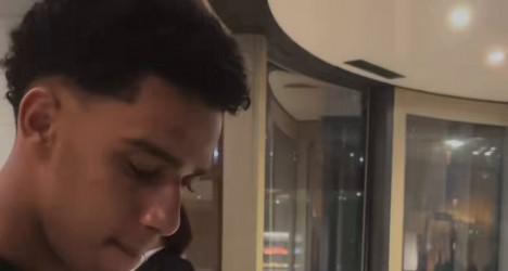 Cuiabano revela que ‘dependia do Renato’ para atuar neste domingo após concentração com o elenco; assista ao vídeo