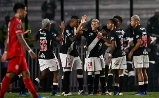 Independiente Medellín será o adversário do Vasco nas oitavas de final do play-off