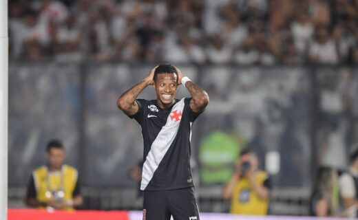 Jogadores do Vasco que não alcançaram o limite de partidas no Brasileiro e estão próximos de deixar o clube