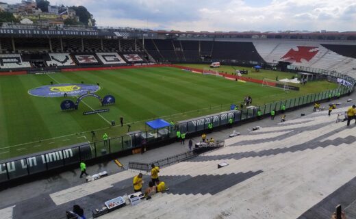 Gramado de São Januário em destaque: confira as imagens
