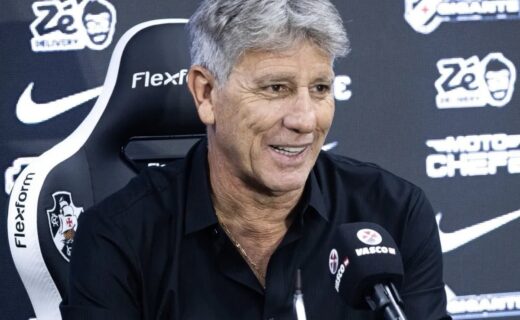 Renato pode deixar o cargo após 1 ou 2 jogos após a volta da Copa do Mundo, teme Pedrinho