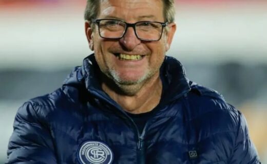 Alfredo Berti, técnico do Independiente Rivadavia, recebe boa avaliação em São Januário