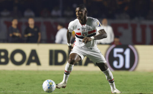 Arboleda é reintegrado ao elenco do São Paulo após especulações sobre o Vasco