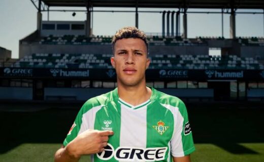 Vasco e Betis ajustam últimos detalhes para a transferência de Deossa