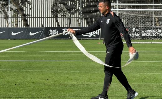 Corinthians anuncia a contratação do preparador físico Marlon Muniz, ex-Vasco