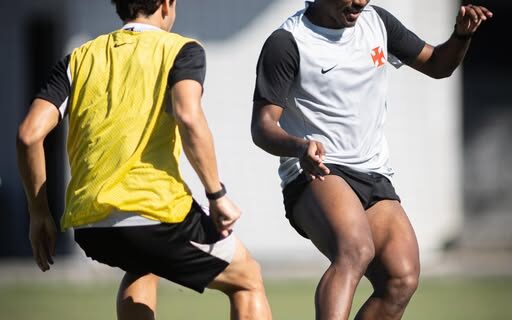 Vasco divulga imagens do treino realizado nesta quarta-feira no CT Moacyr Barbosa