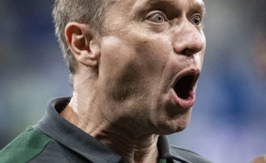 Fernando Seabra deixa o Coritiba e é anunciado pelo Vasco; não comandará treino nesta quinta-feira