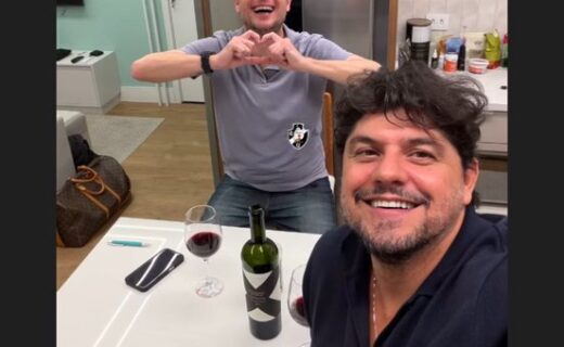 Fernando Seabra é ‘confirmado’ no Vasco por empresário em postagem; confira
