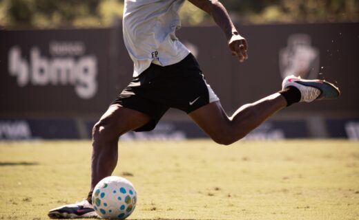 Treino desta quinta-feira no CT Moacyr Barbosa é destaque em novas fotos