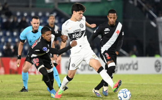 Tchê Tchê permanece no Vasco após contatos com equipe da Série A não avançarem