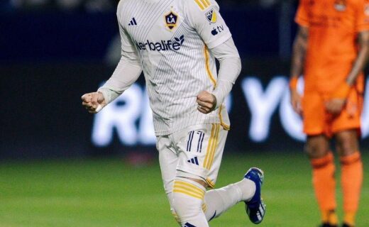 Gabriel Pec se despede do LA Galaxy após acerto com o Cruzeiro