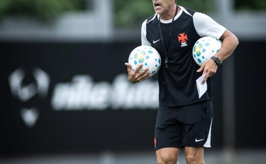 Treinos de Bruno Lazaroni surpreendem jogadores com metodologia inovadora