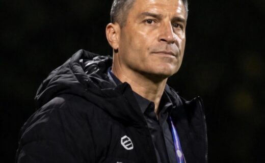 Pedro Emanuel manifesta forte interesse em comandar o Vasco e elogia o elenco