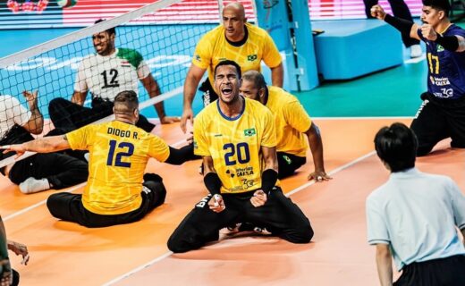 Brasil conquista duas vitórias no Mundial de Vôlei Sentado na China com Diogo e Wescley em destaque