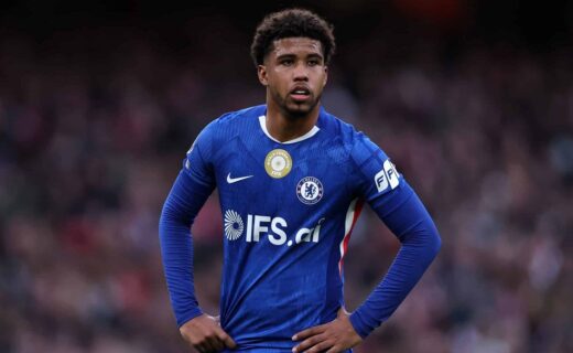 Transferência de Andrey Santos do Chelsea para o Manchester United garante R$ 8,2 milhões ao Vasco
