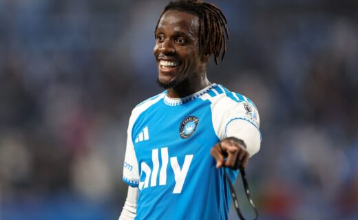 Wilfried Zaha, atacante marfinense e ex-Manchester United, é oferecido a Vasco, Internacional e Corinthians