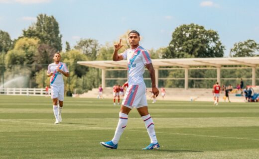 Matheus França retorna ao Crystal Palace após passagem pelo Vasco e brilha com 3 gols em amistoso