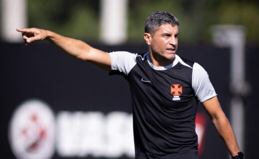 Vasco aguarda avaliação de Pedro Emanuel enquanto janela de transferências começa sem reforços