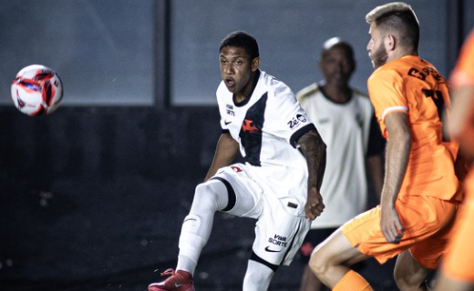 João Vitor viaja à Colômbia, mas não joga contra o Independiente Medellín devido à suspensão