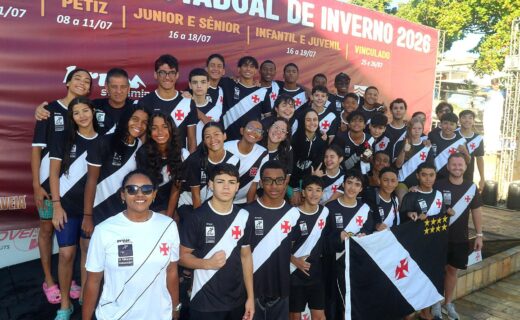 Vasco brilha no Estadual de Inverno com títulos, recordes e desempenho notável na natação