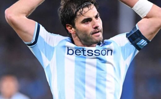 Vasco e Racing têm posições diferentes sobre a transferência de Santiago Sosa