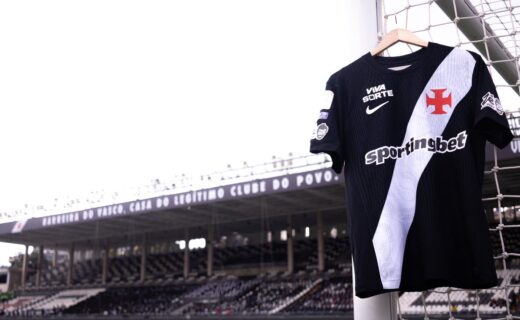 Mirassol encara o Vasco com uniforme preto
