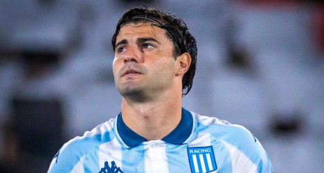 Vasco avança nas negociações para contratar Santiago Sosa por aproximadamente US$ 7 milhões