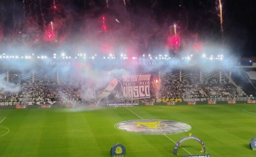 Mosaico da Sportingbet em São Januário impressiona torcedores